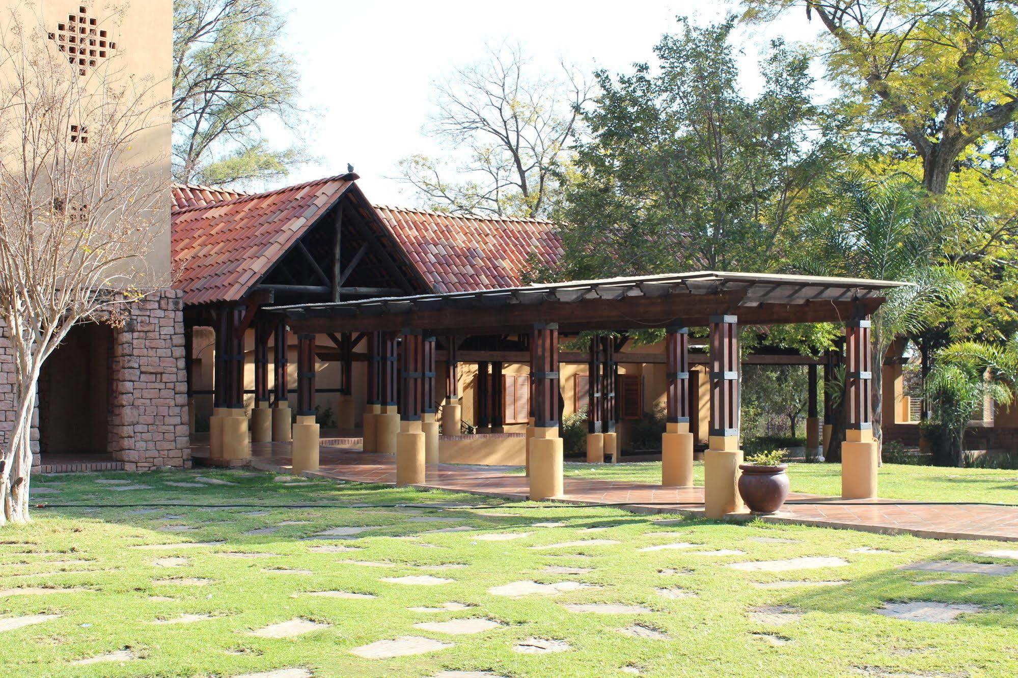 Lombardy Boutique Hotel & Conference Venue Pretoria-Noord Exterior foto